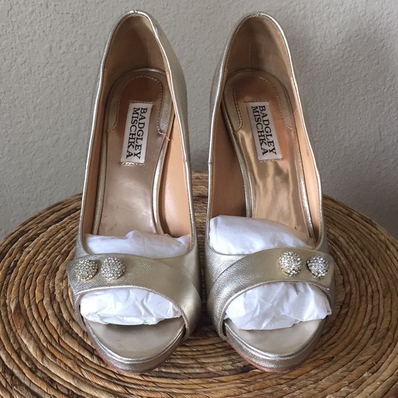 Badgley Mischka Simba II Platinum - Picture 3 of 10